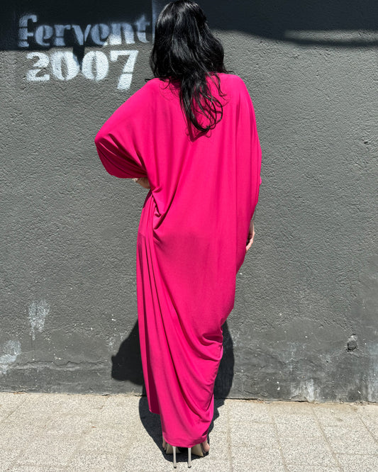 Rochie Maxi Kaftan Roz Cyclam cu Drapaj Central și Broșă (S-XL)