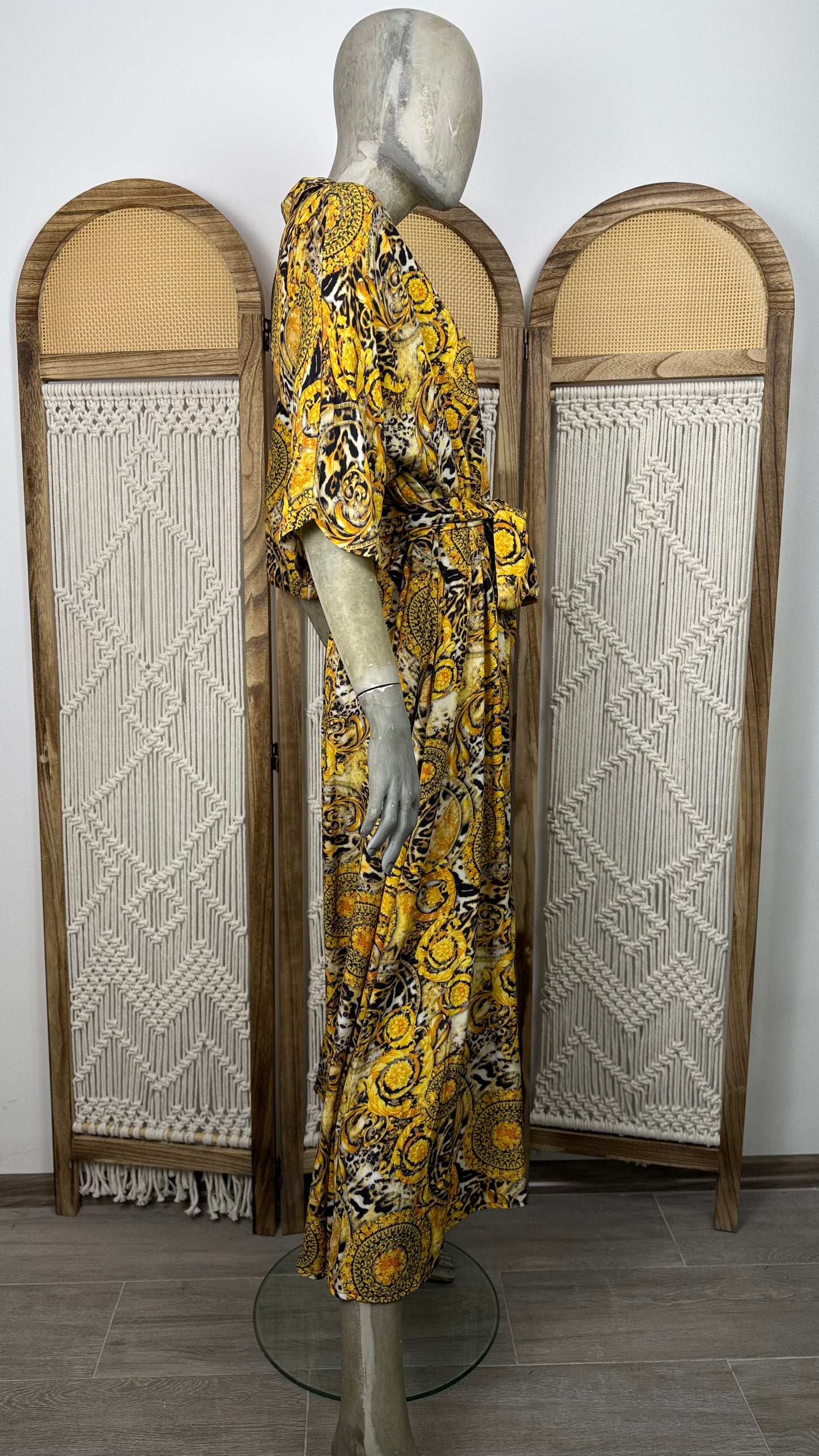 ROCHIE LUNGA CU PRINT BAROC SI CORDON