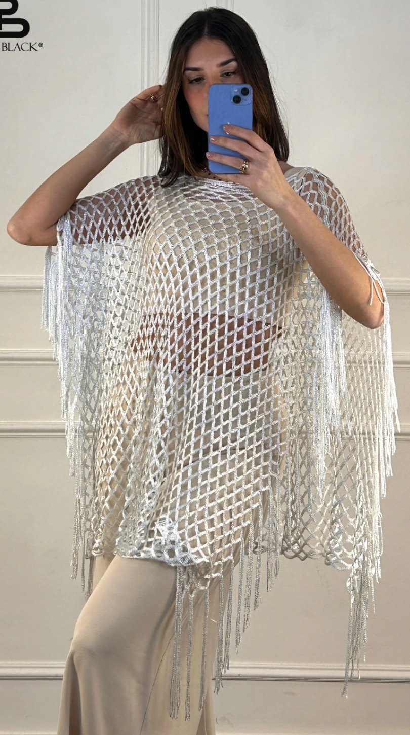 Poncho alb tip plasa cu efect lucios