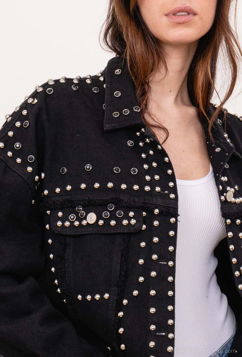 Jacheta neagra din denim cu capse metalice