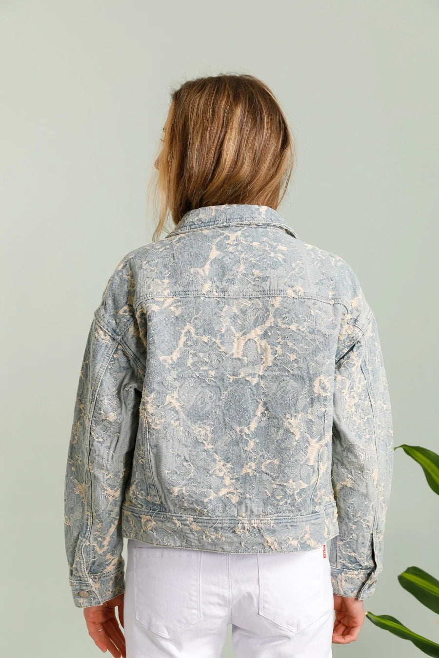 Jacheta denim prespalat marmorata cu efect - simpla