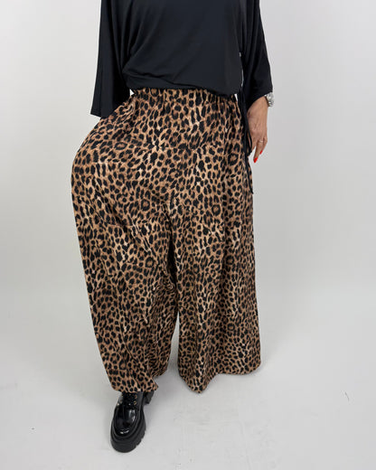 Pantaloni Fustă Arhitecturali cu Print Leopard (S-XL)