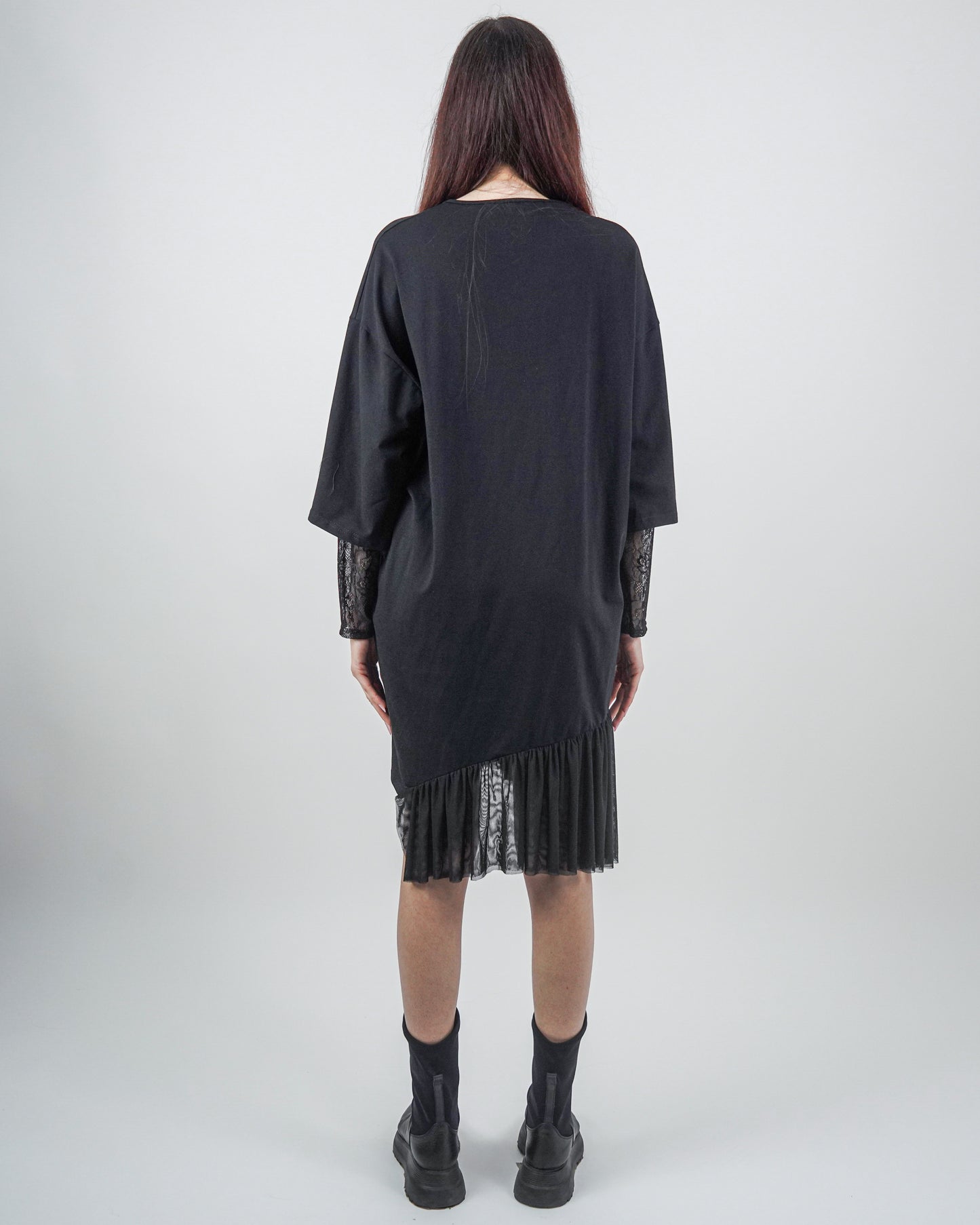 Rochie Neagră cu Mâneci Dantelă (S-XL)