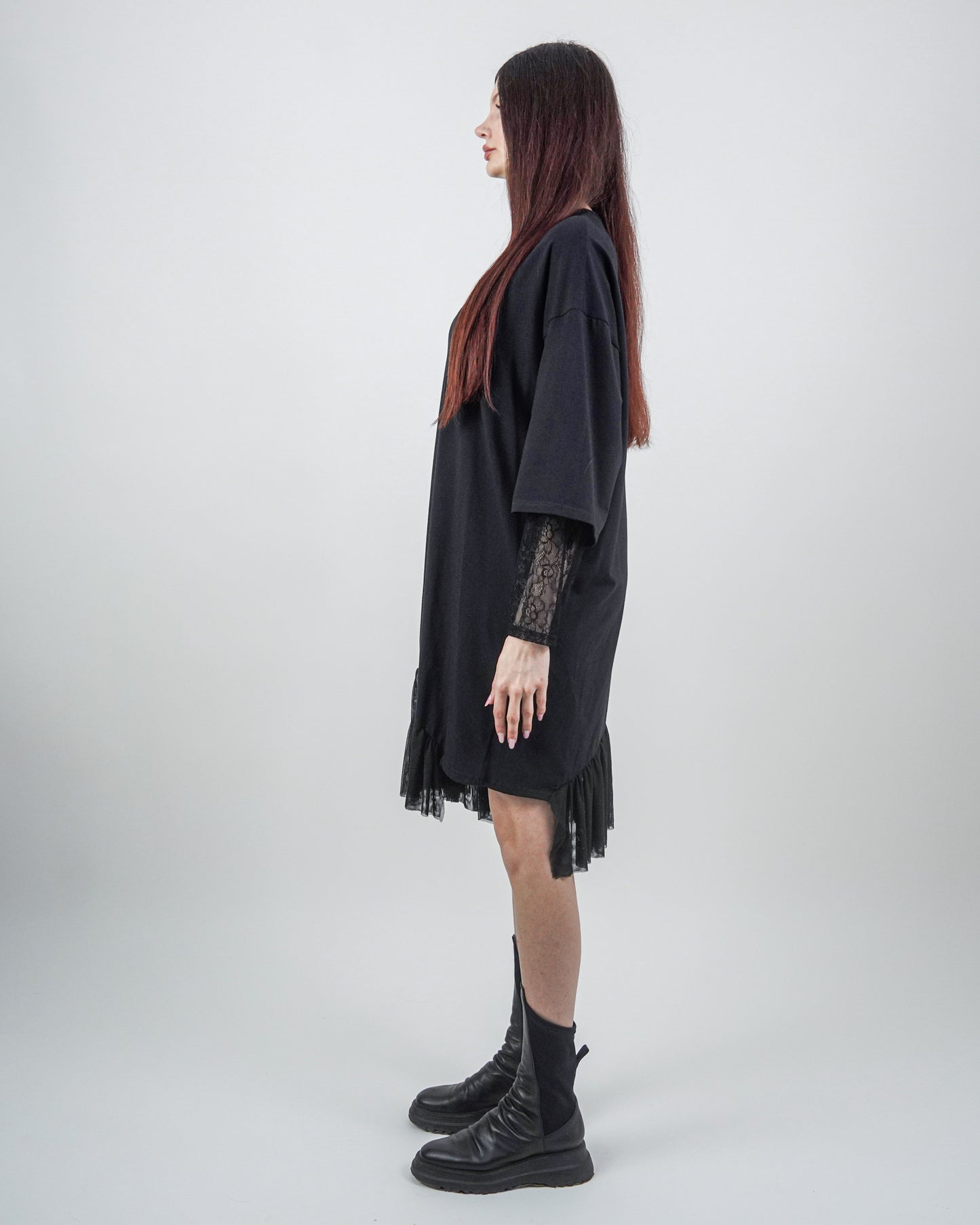Rochie Neagră cu Mâneci Dantelă (S-XL)