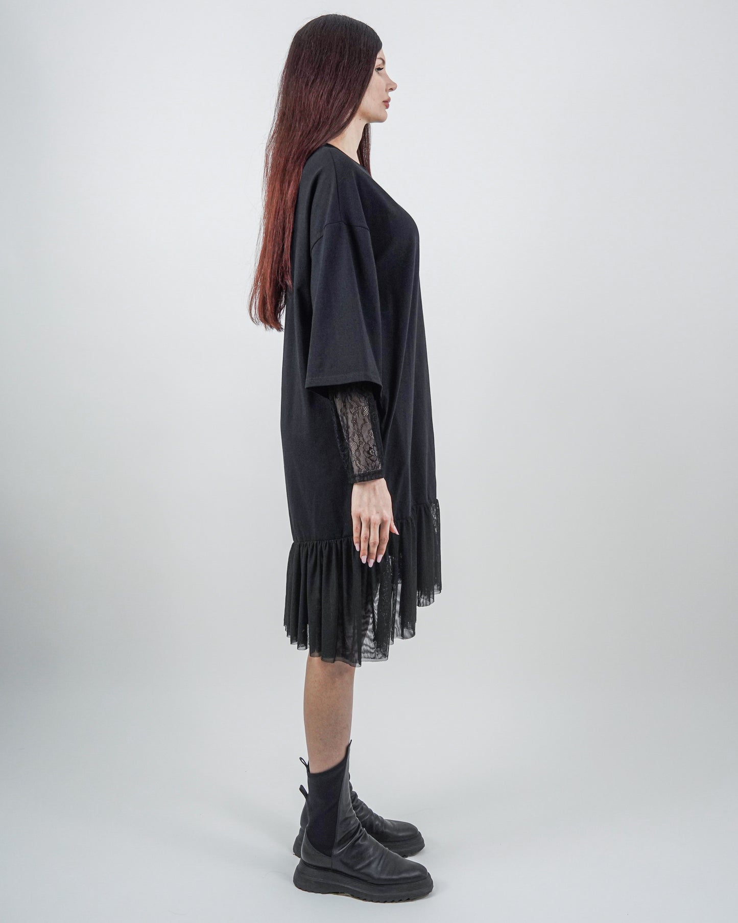 Rochie Neagră cu Mâneci Dantelă (S-XL)