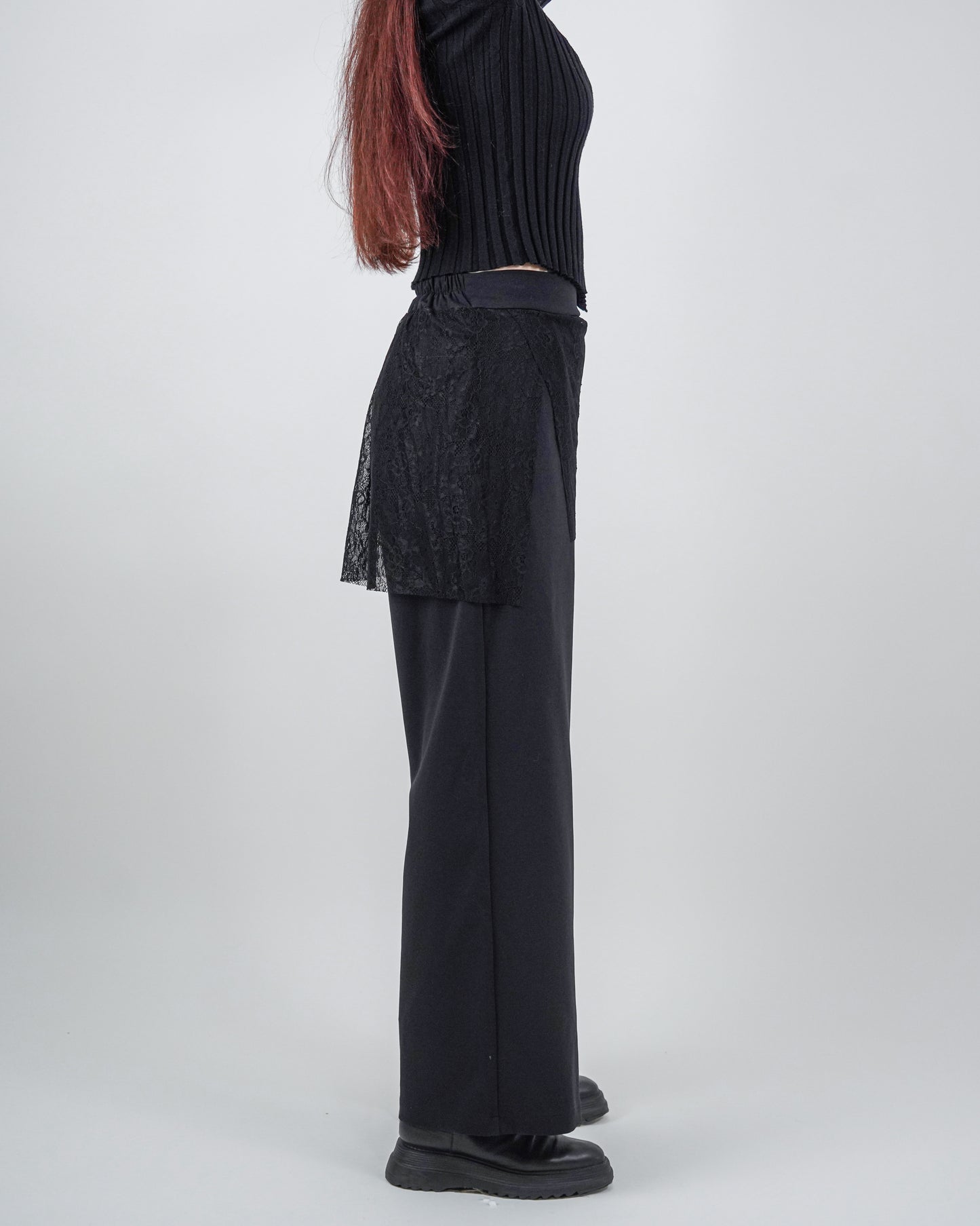 Pantaloni Negri cu Fustă de Dantelă (S-XL)