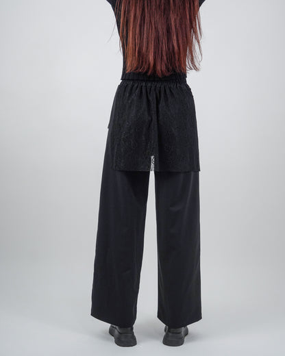 Pantaloni Negri cu Fustă de Dantelă (S-XL)