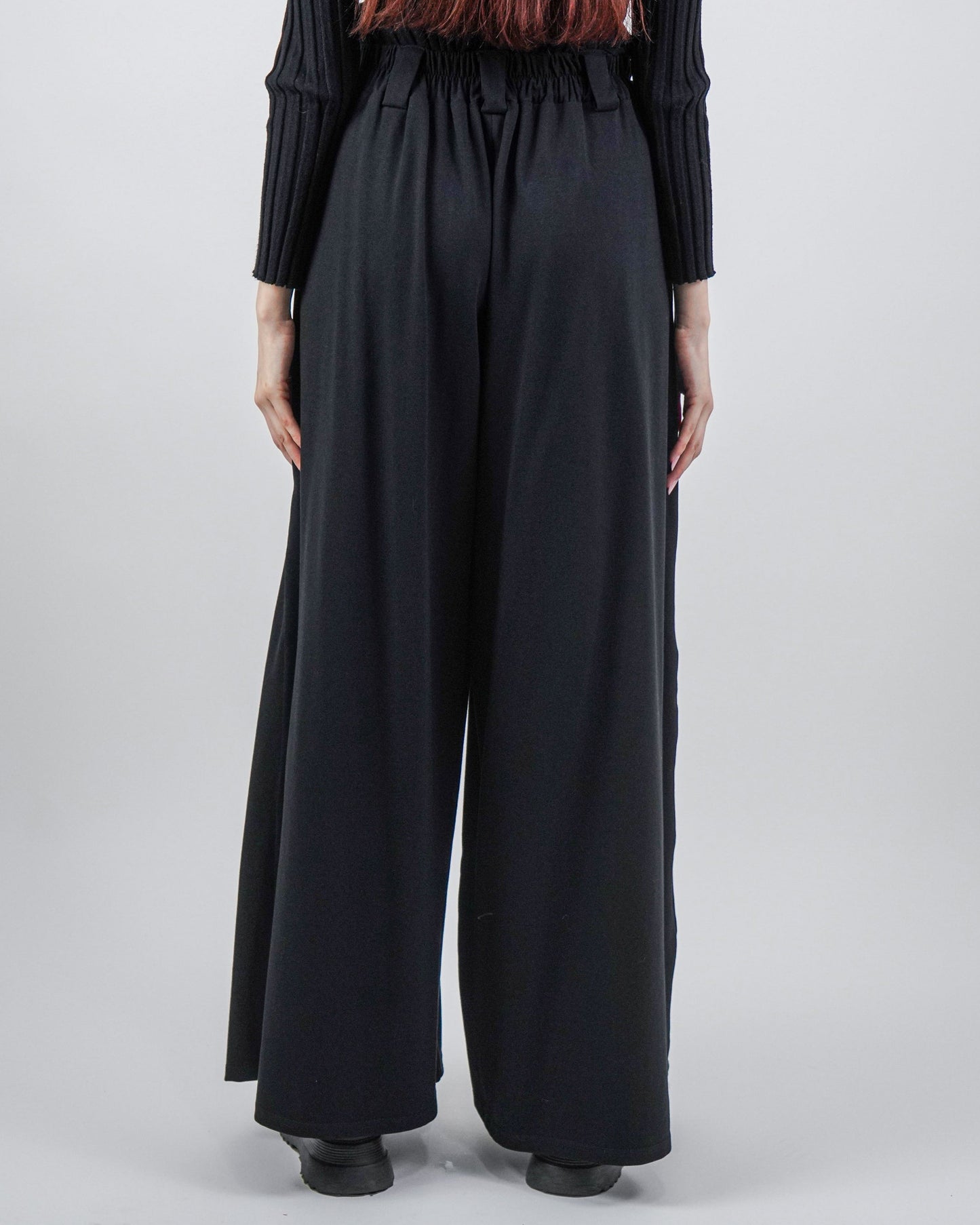 Pantaloni Wide-Leg cu Pense Negri (S-XL)