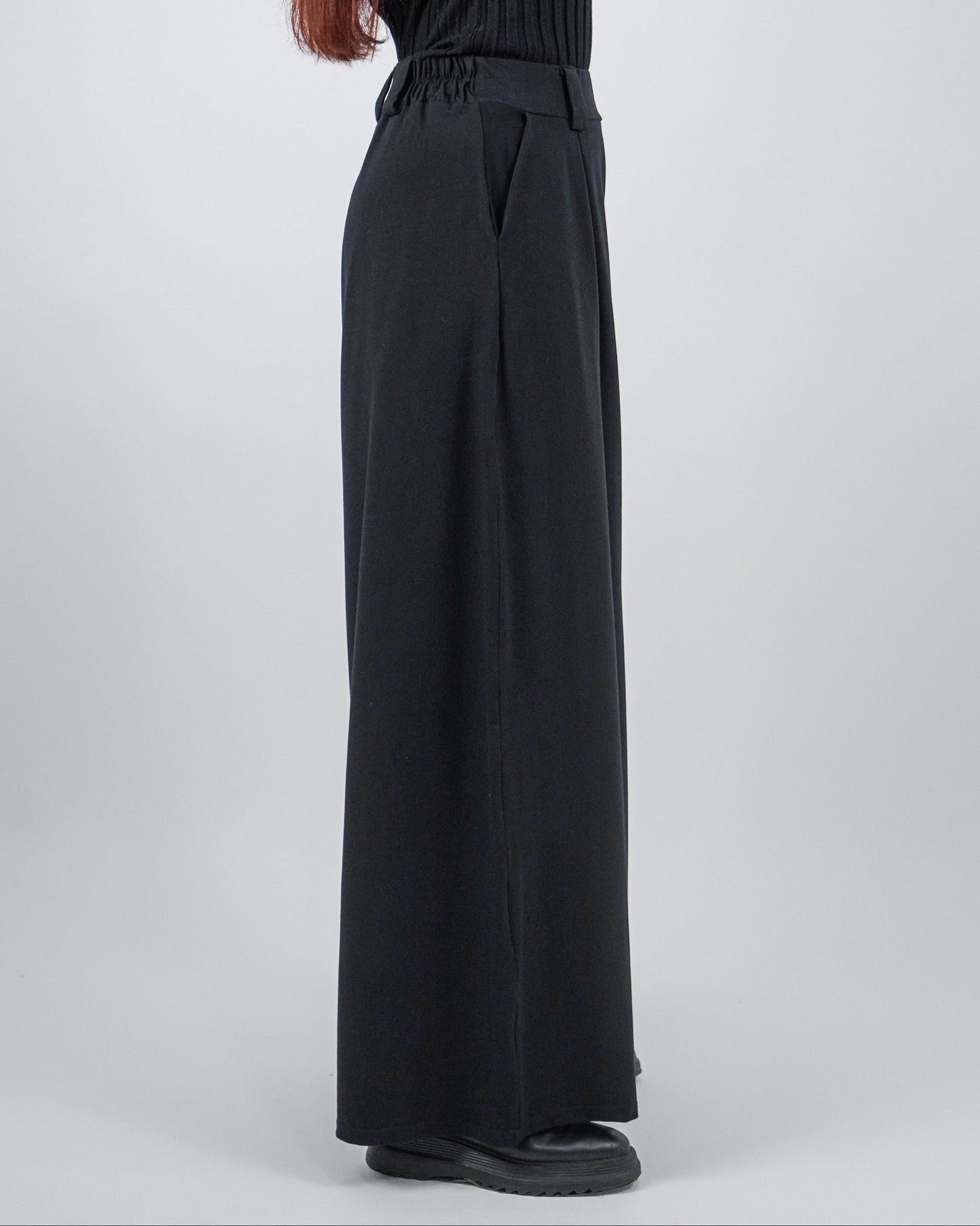 Pantaloni Wide-Leg cu Pense Negri (S-XL)