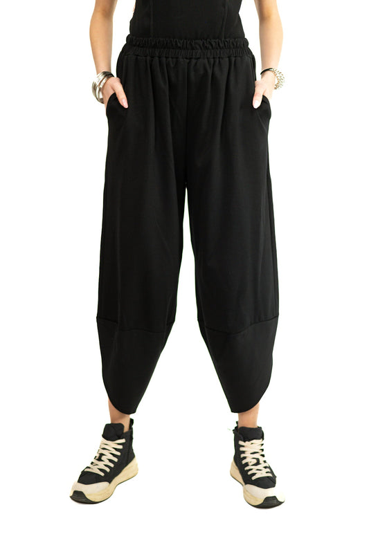 Pantaloni Dama – Croiala Tulip, Design Sculptural