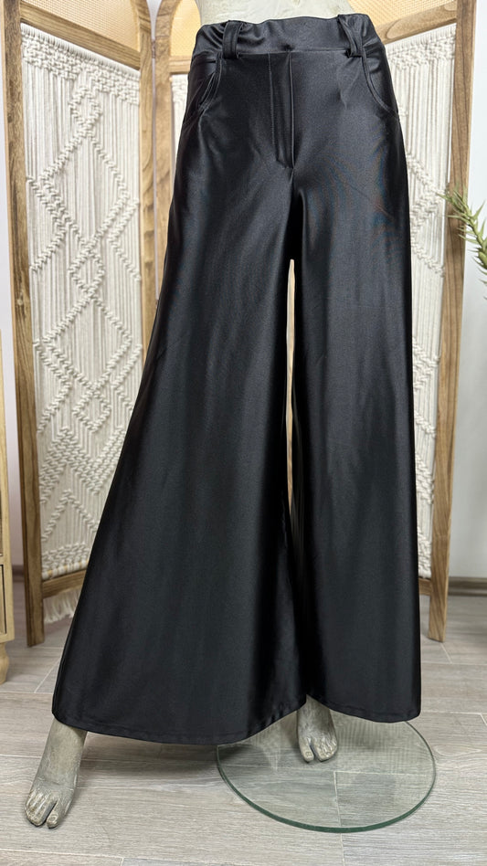 Pantaloni Largi Dama – Satin Negru Fluid