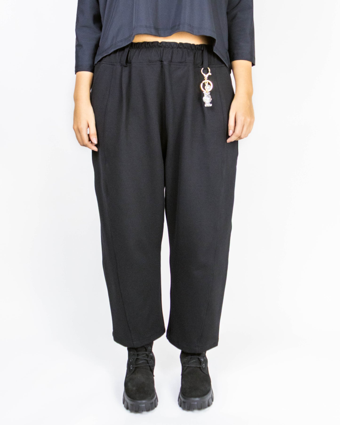 Pantaloni din Jerse Negru cu Detaliu Breloc (S-XL)