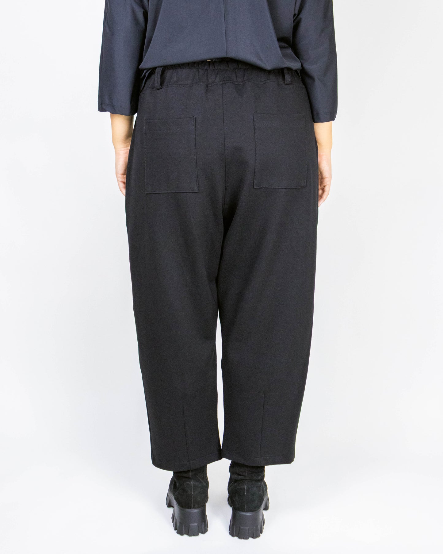 Pantaloni din Jerse Negru cu Detaliu Breloc (S-XL)
