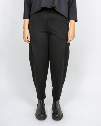 Pantaloni Negri Structurați cu Pense Oblice | Mărime Universală (S-XL) | Qarma