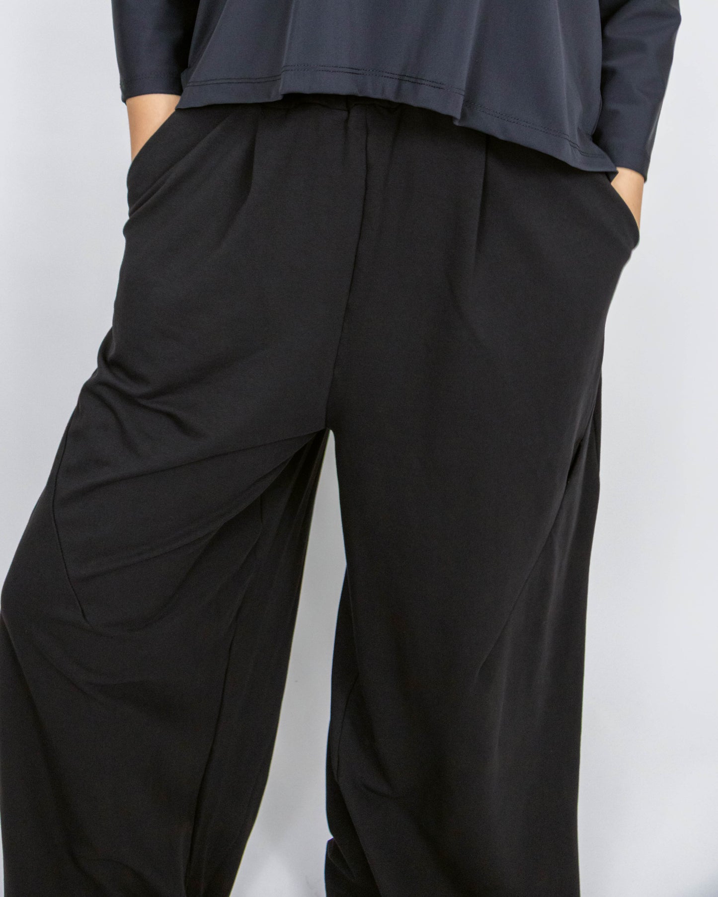 Pantaloni Negri Ampli Tip Palazzo | Mărime Universală (S-XL) | Qarma