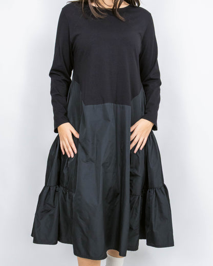 Rochie Neagră Mix Texturi & Volane | Mărime Universală (S-XL) | Qarma