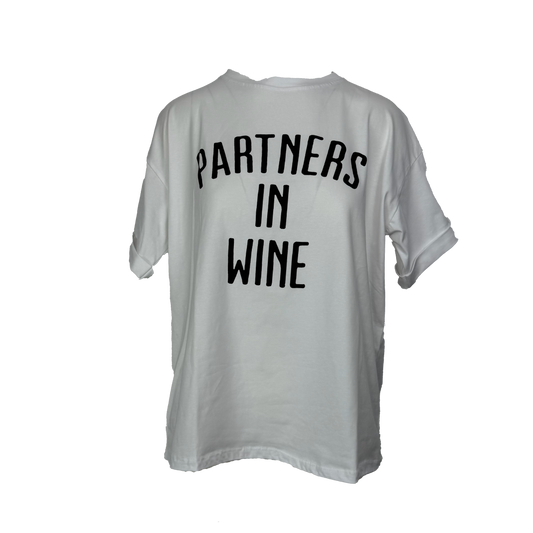 Tricou alb oversized cu mesaj - Partners in wine