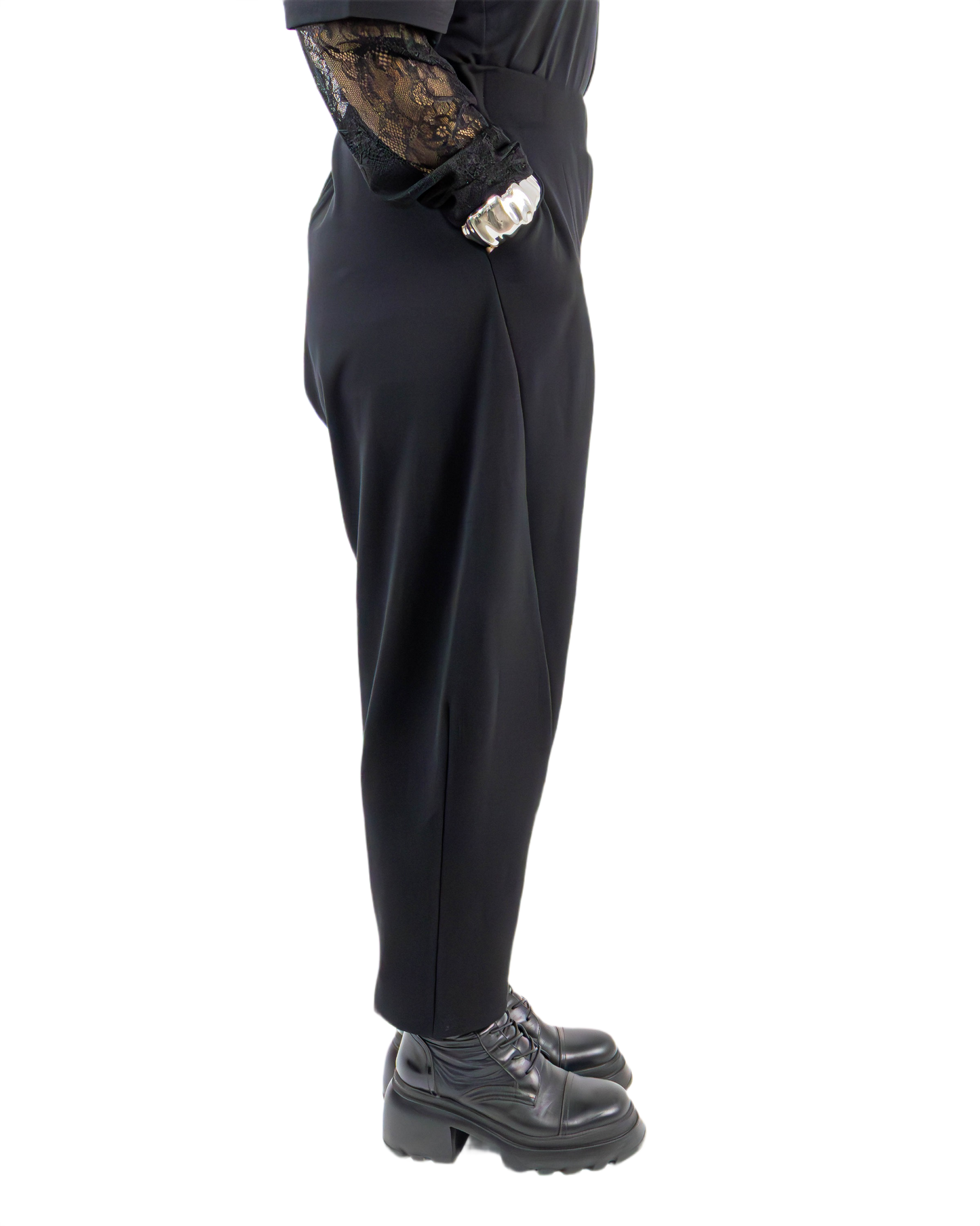 Pantaloni Negri Conici cu Tăietură Diagonală (S-XL)