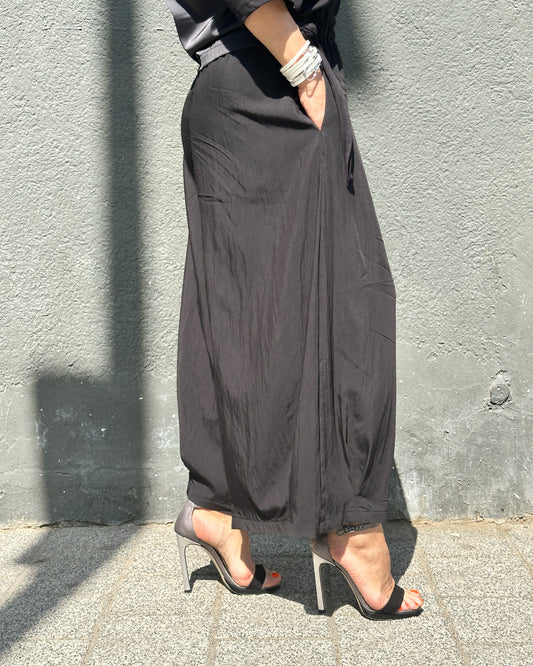 Pantaloni Culottes Arhitecturali din Lycra (S-XL)
