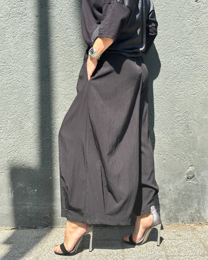 Pantaloni Culottes Arhitecturali din Lycra (S-XL)