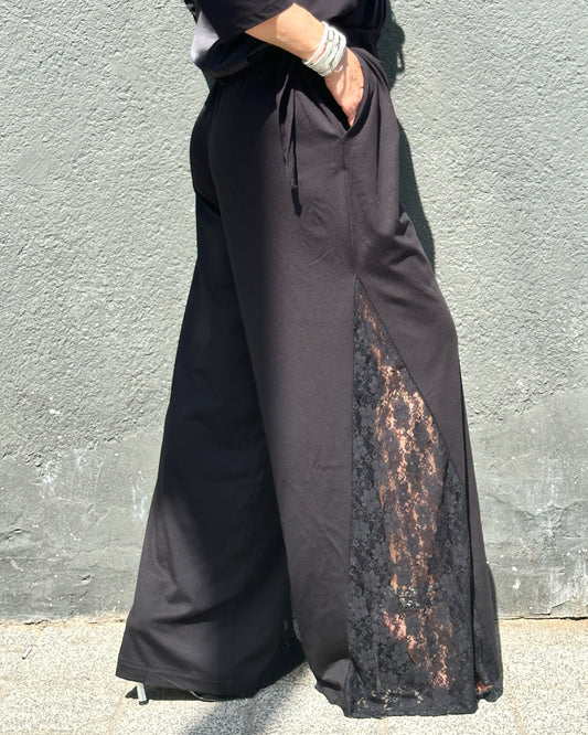 Pantaloni Eleganți Wide-Leg cu Pense și Inserție de Dantelă (S-XL)