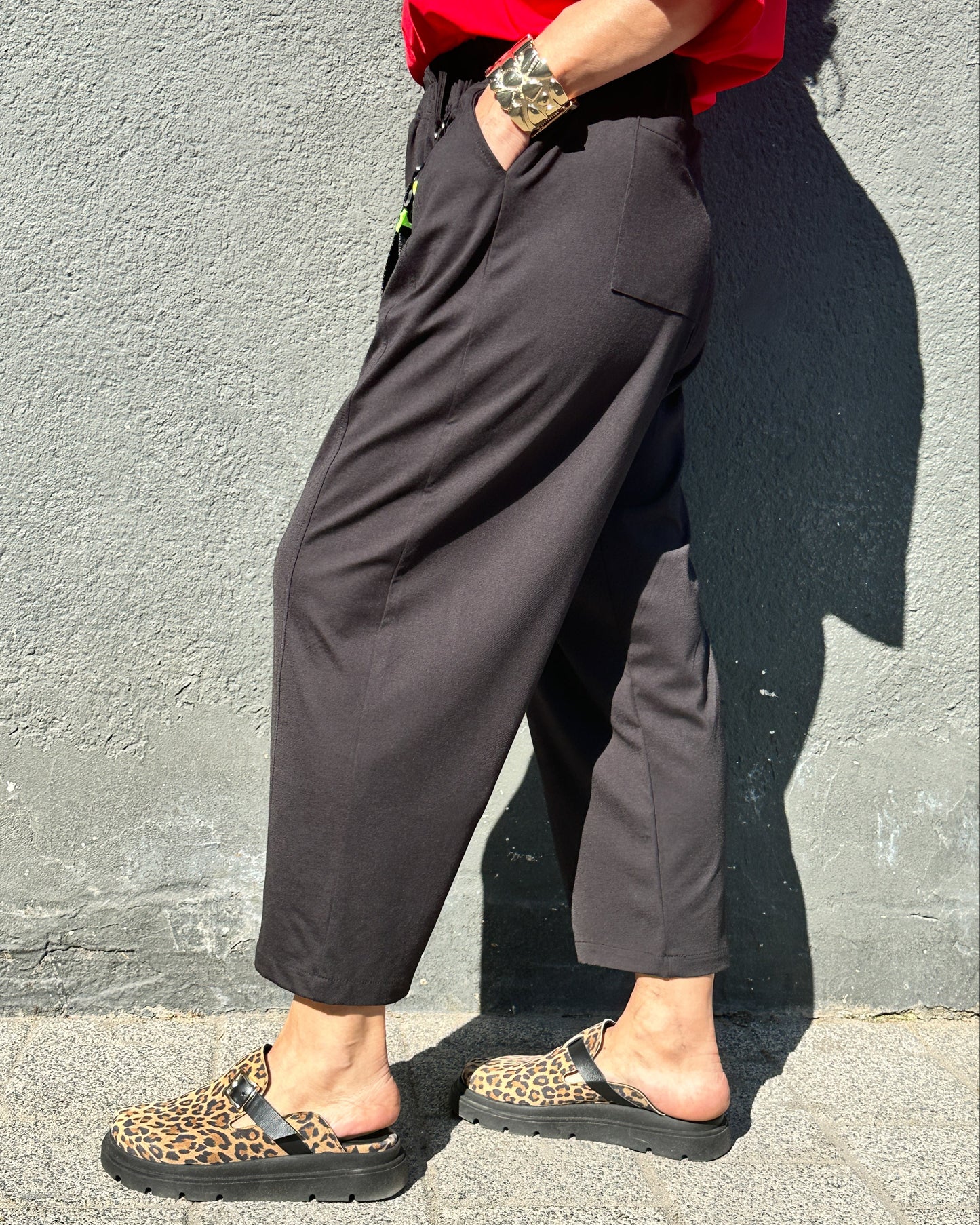 Pantaloni din Jerse de Vară Negru cu Detaliu Breloc (S-XL)
