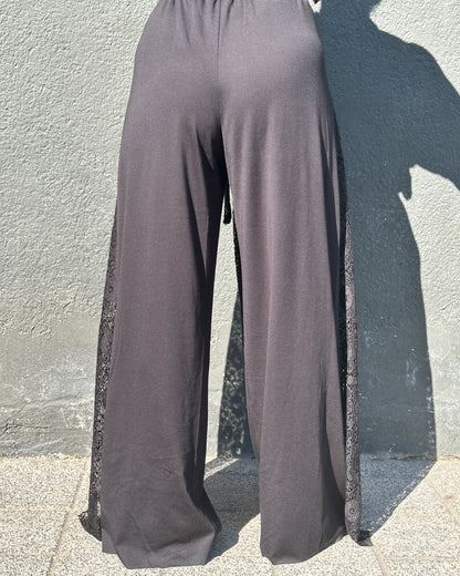 Pantaloni Wide-Leg Petrecuți cu Dantelă și Șnur (S-XL)