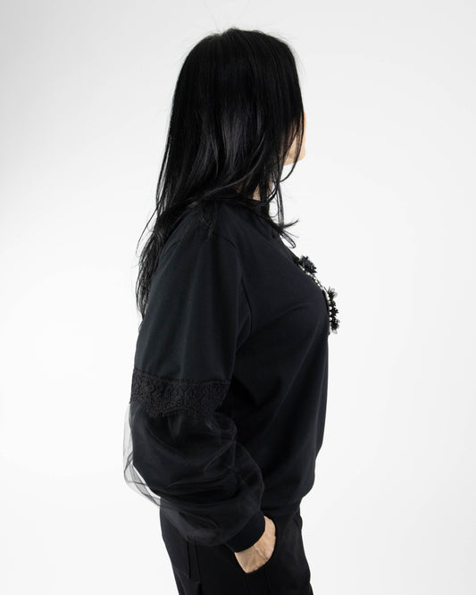 Bluză Neagră cu Mâneci din Tulle & Aplicație Cireșe | Mărime Universală (S-XL) | Qarma