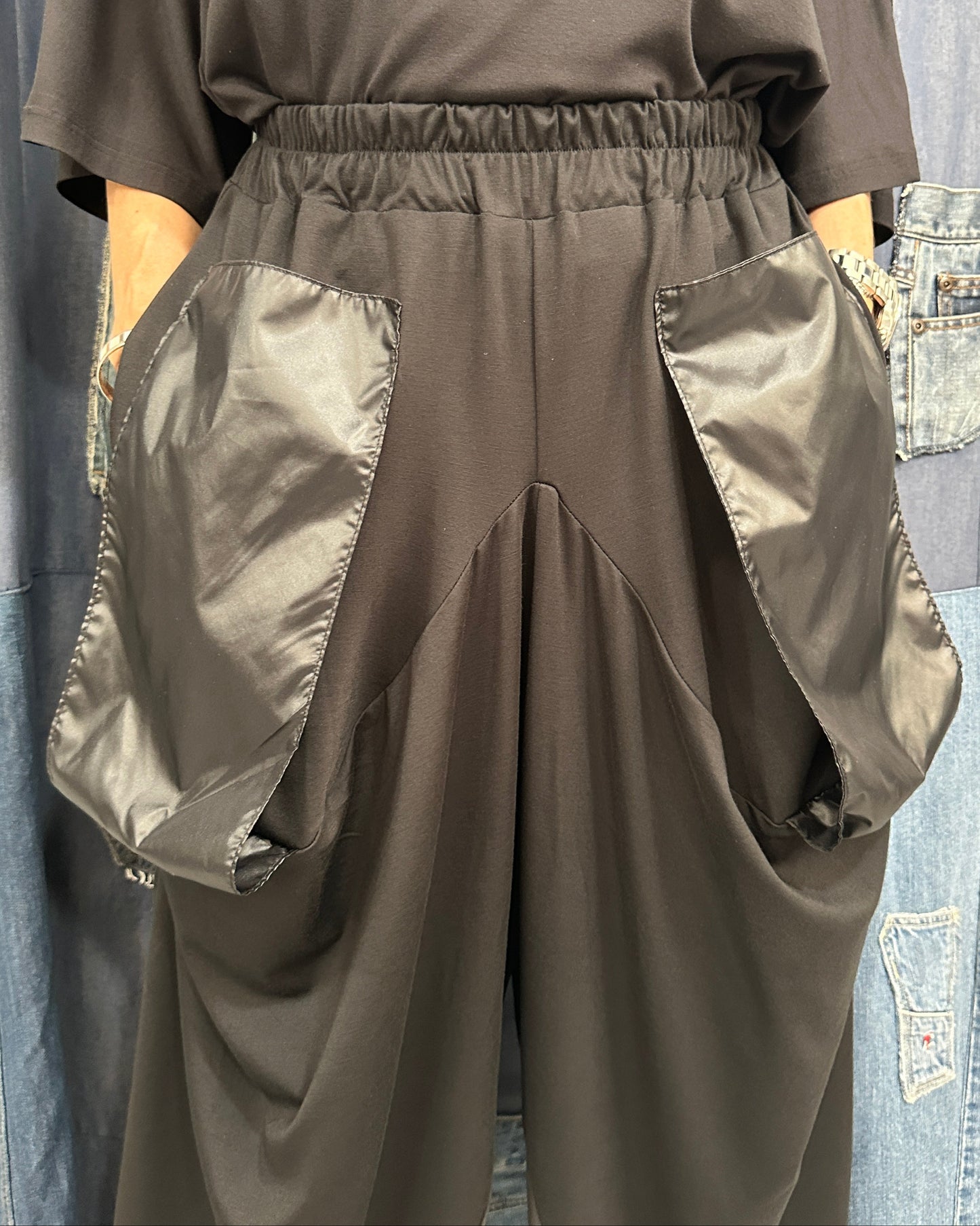 Pantaloni-Șalvar Arhitecturali cu Buzunare Aparente din Fâș (S-XL)