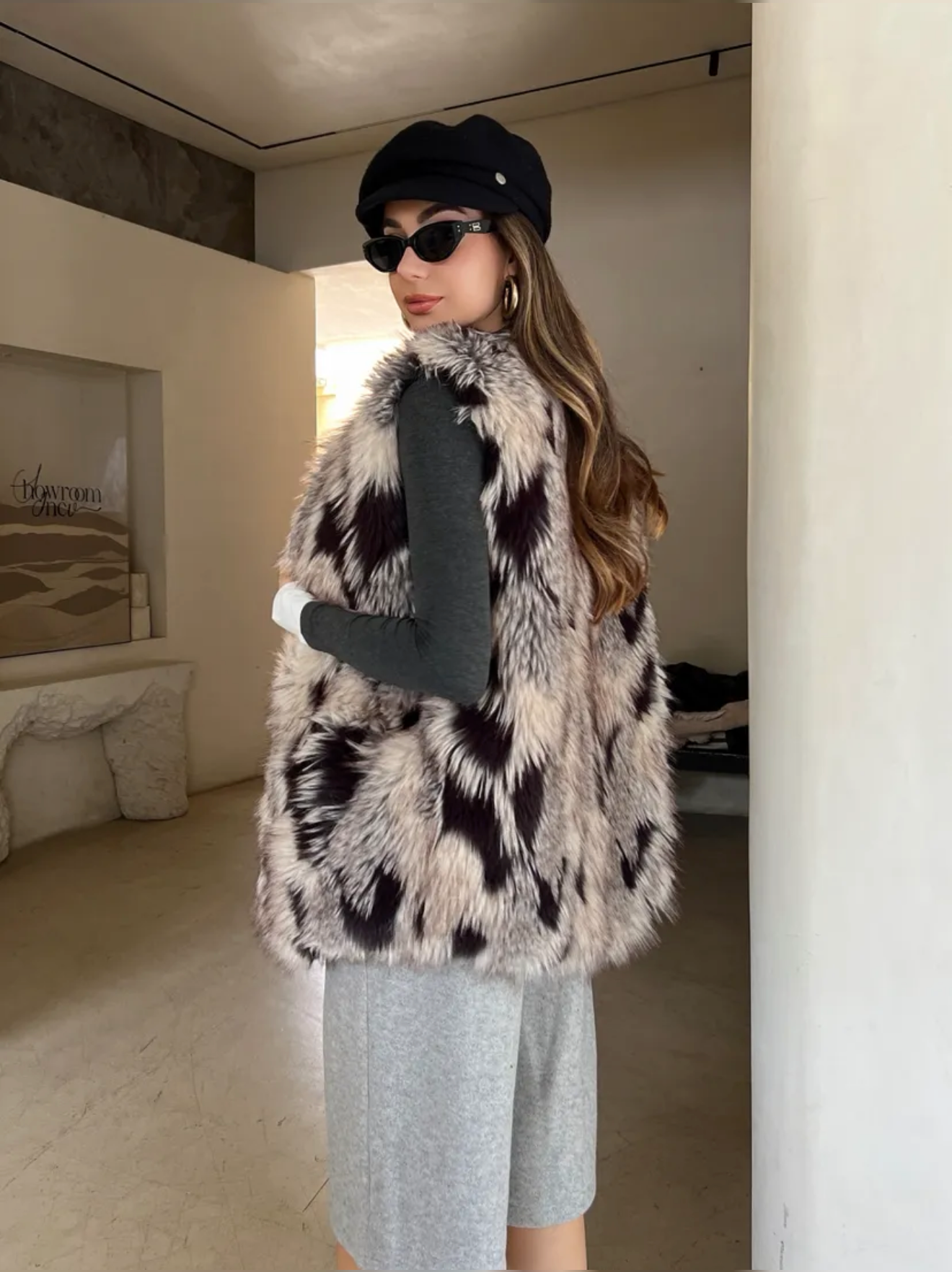 Vestă din Blană Artificială cu Imprimeu Grafic | Qarma