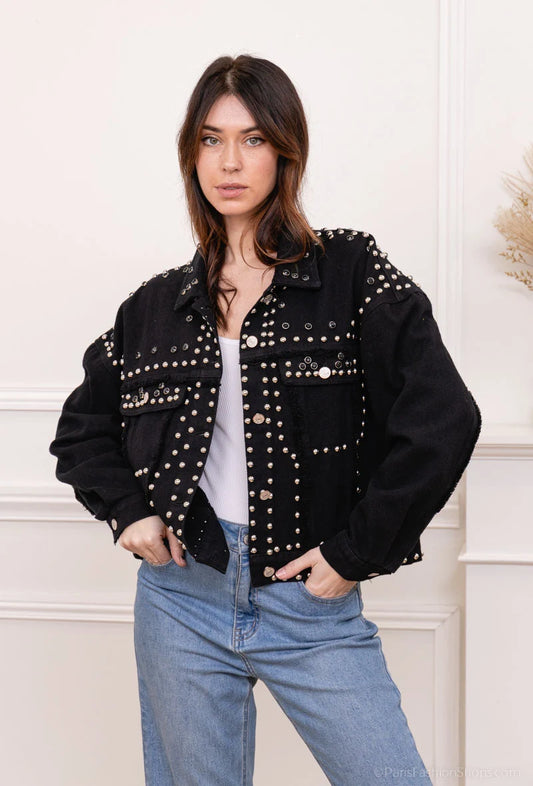 Jacheta neagra din denim cu capse metalice